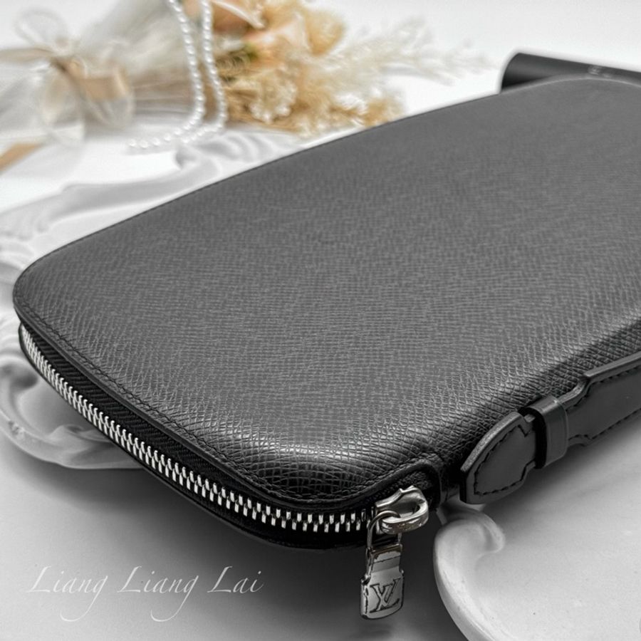 LOUIS VUITTON LV Taïga Zippy Organizer 灰黑色拉鍊手拿長夾|商務收納夾-29