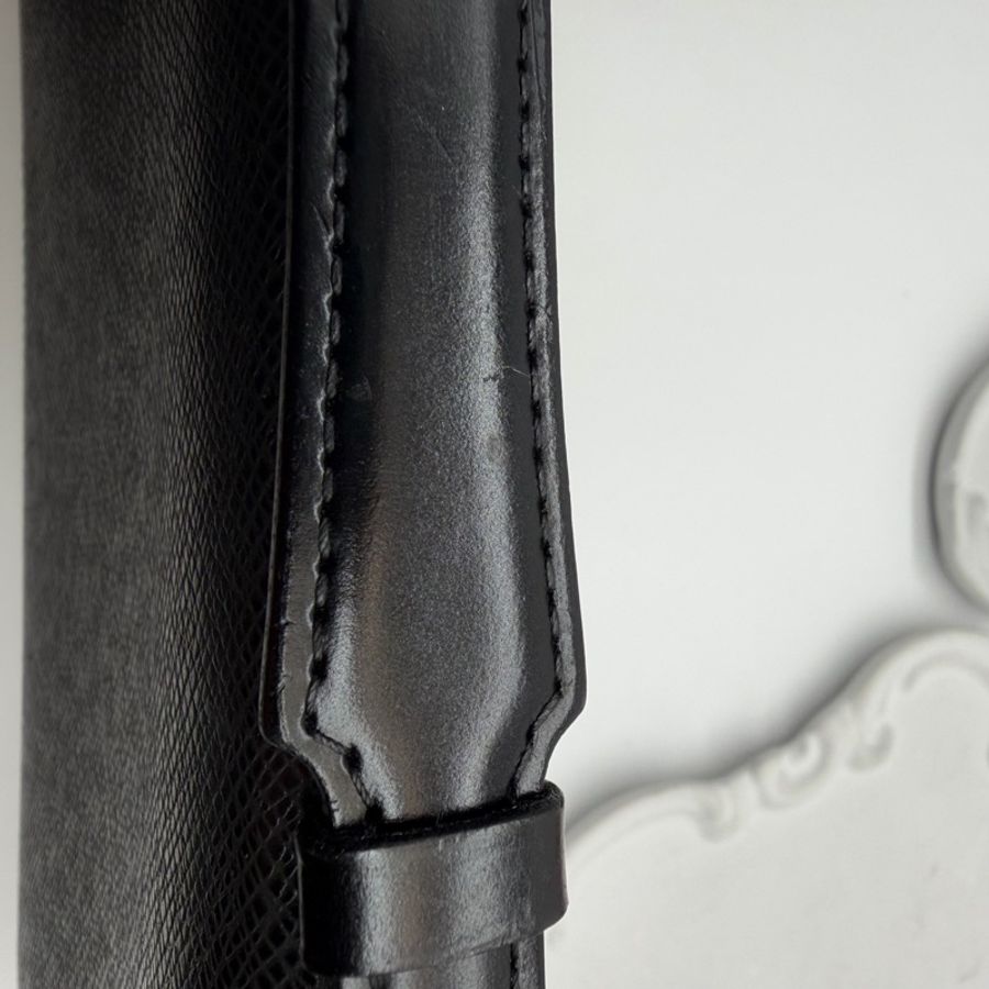 LOUIS VUITTON LV Taïga Zippy Organizer 灰黑色拉鍊手拿長夾|商務收納夾-40
