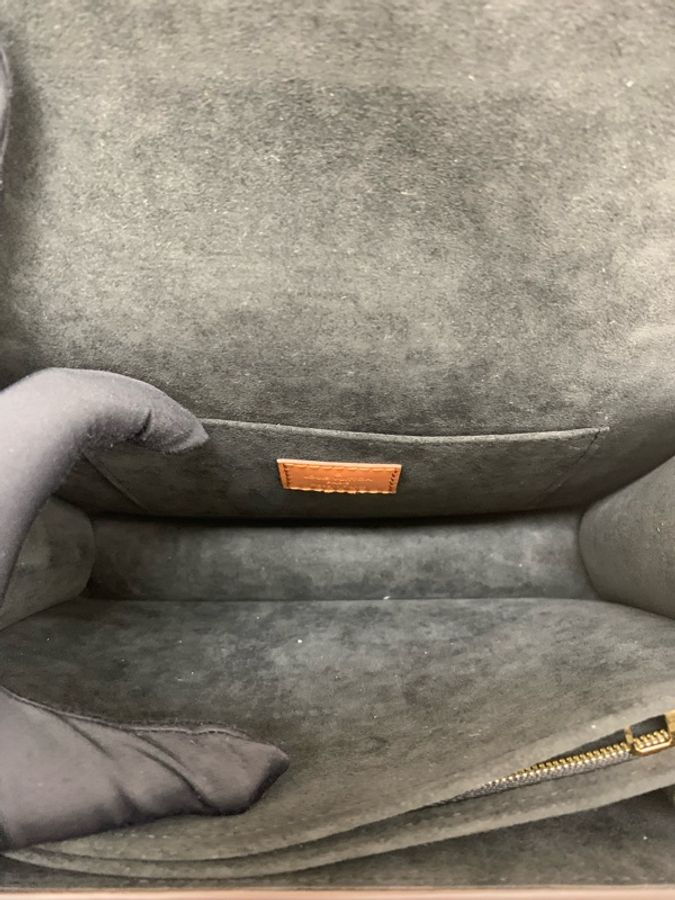 Lv Dauphine medium-4
