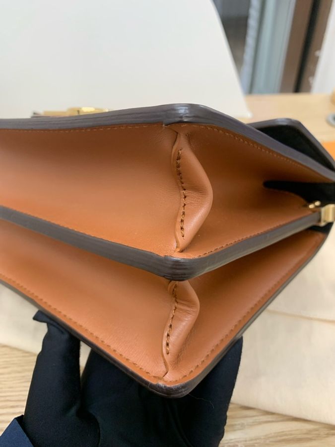 Lv Dauphine medium-8