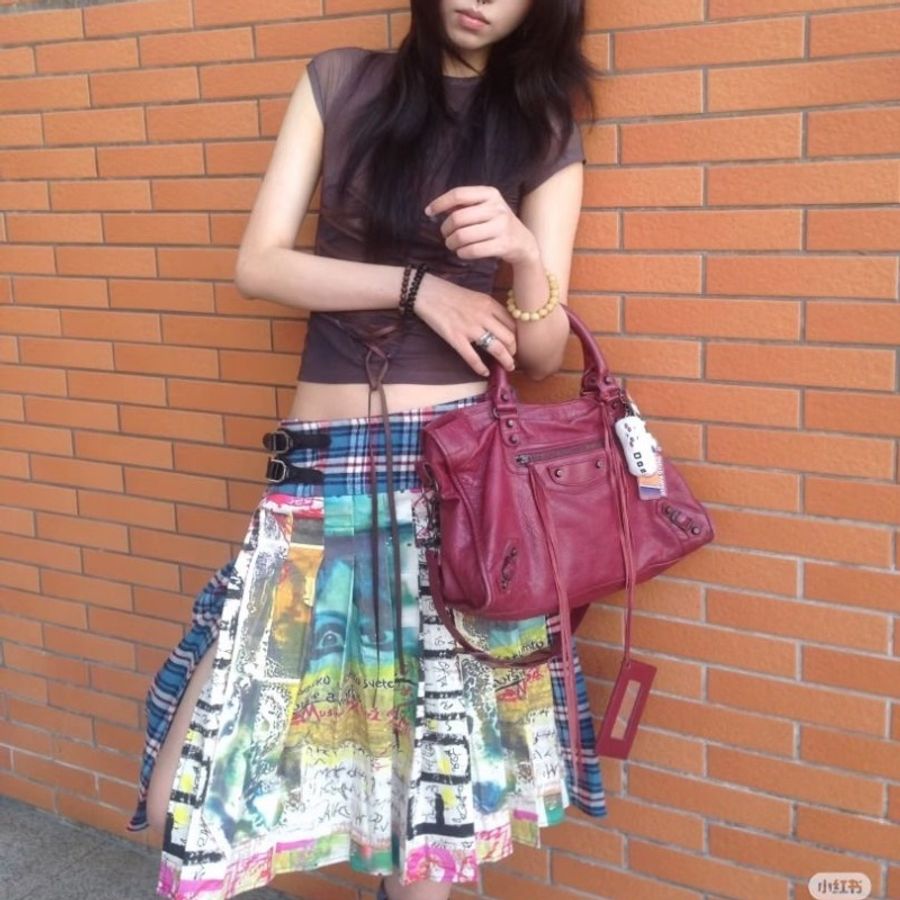 BALENCIAGA 紅色中號手提肩背機車包 38*24*13 9新 配件塵袋鏡子-0
