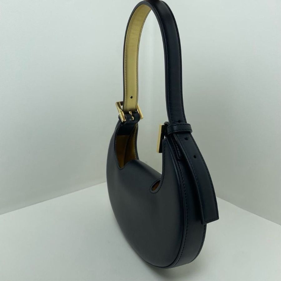 Fendi Cookie腋下包 牛皮mini 黑色 22 x 17.5 x 4.5 9新 配件塵袋 購證 盒-5