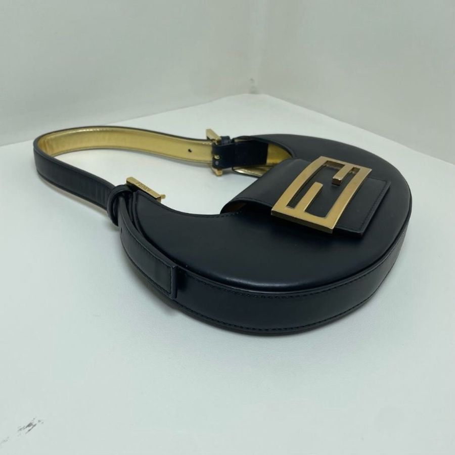 Fendi Cookie腋下包 牛皮mini 黑色 22 x 17.5 x 4.5 9新 配件塵袋 購證 盒-9