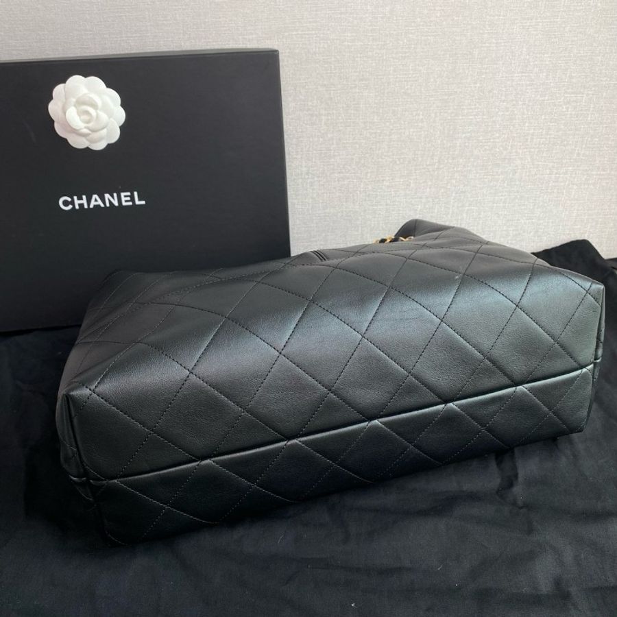 Chanel香奈兒25A黑金Hobo
牛皮 雙C金扣 托特包
99新✨️-5