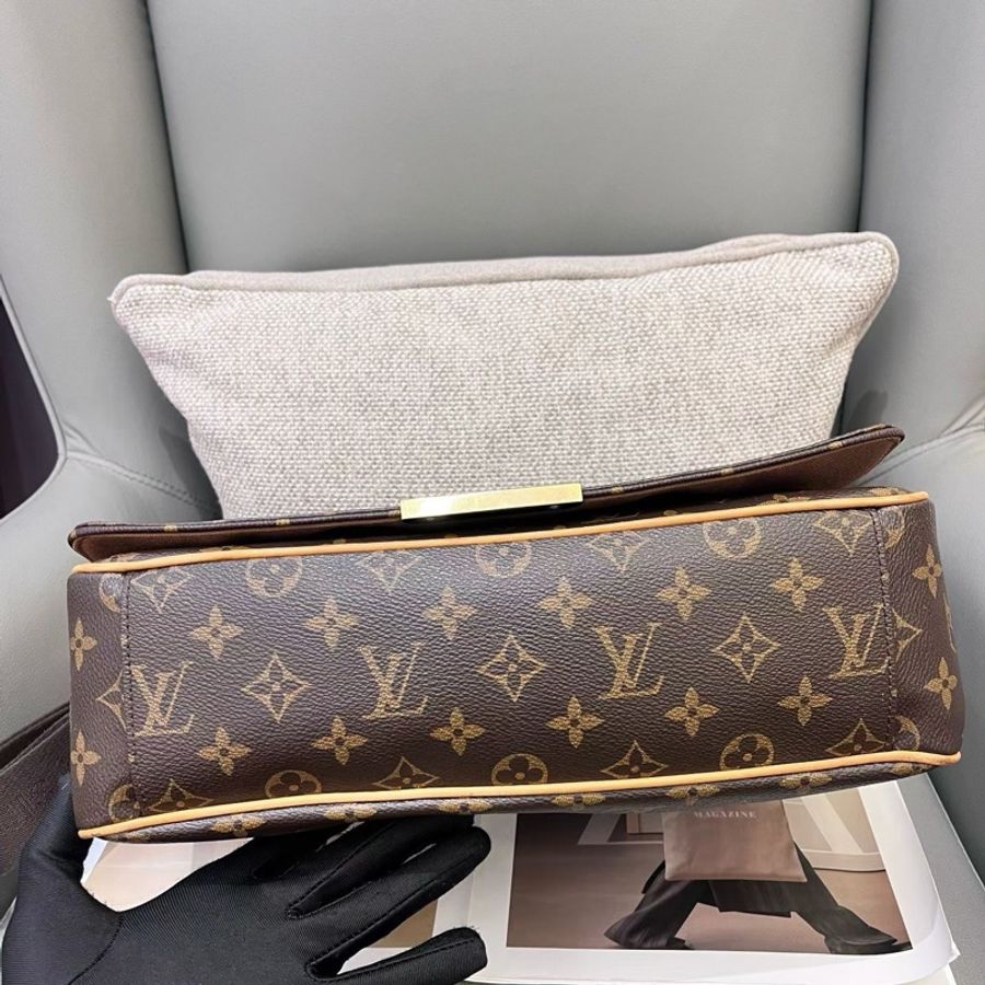 LV路易威登老花郵差包-4