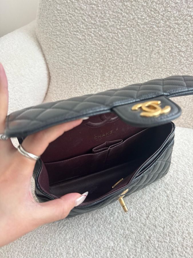 CHANEL CF23-9