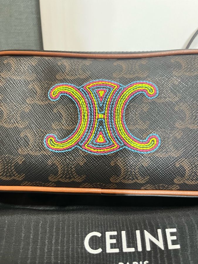 Celine Triomphe 迷你相機包#彩虹刺繡標誌#-3