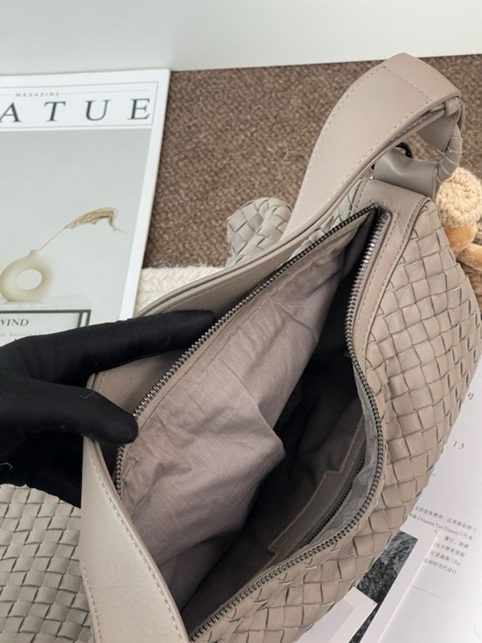 Bottega Veneta葆蝶家 灰色編織斜挎單肩包 寬肩帶大飯盒 可斜挎單肩調節-12