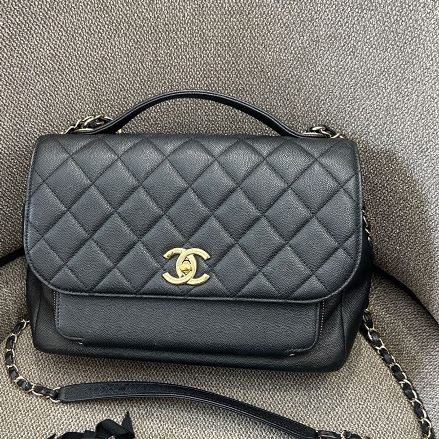 Chanel 香奈兒 荔枝紋牛皮郵差斜挎包 30開無卡 原始品相-0