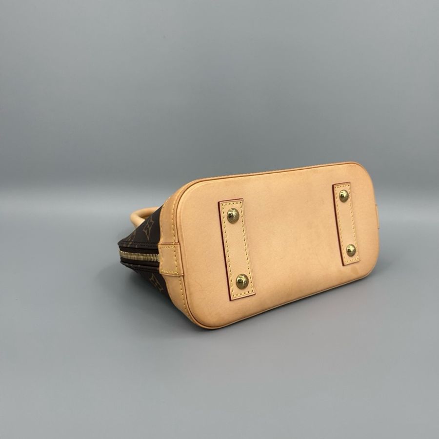 LouisVuitton 路易威登 Alma BB貝殼老花手提斜挎包 尺寸24*18-6