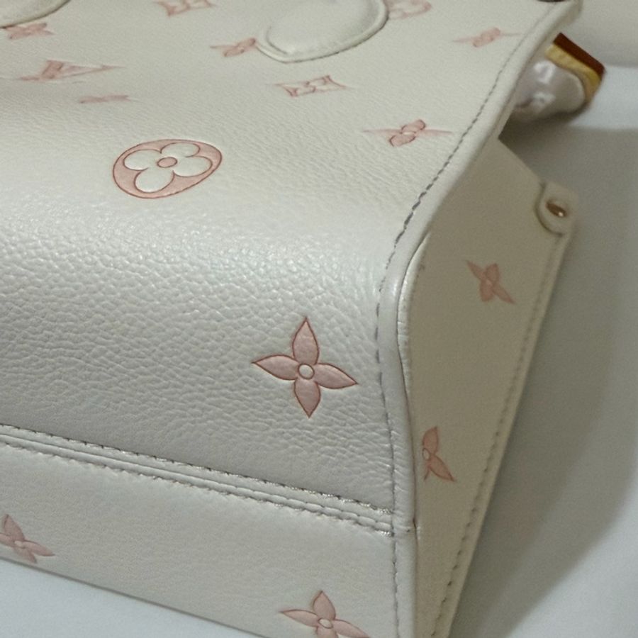 ✨Lv Onthego 限定奶油草莓小號 大全配 有購證99新 送絲巾🤍-8