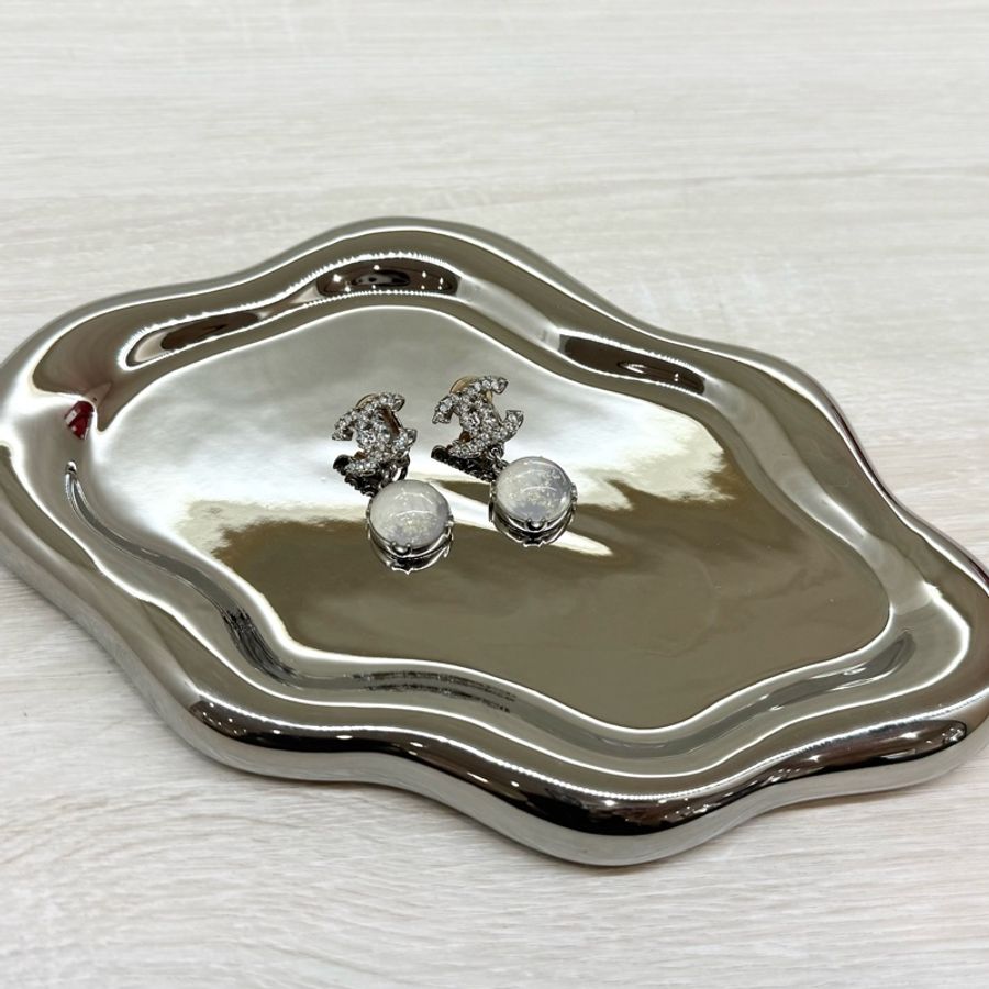 CHANEL銀色水鑽雙C玻璃珠夾式耳環-3