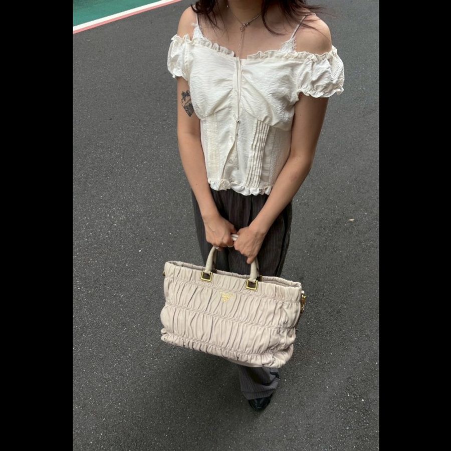 Prada 淺灰皮革皺摺兩用大托特包-2