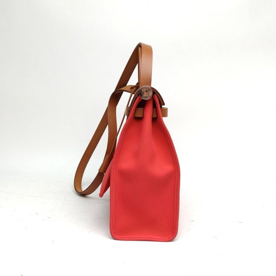 HERMES Herbag31心紅色帆布/牛皮D刻銀扣肩背包-3
