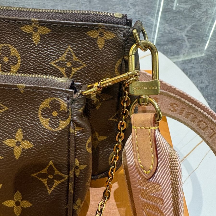 LV M44840 五合一麻將包-2