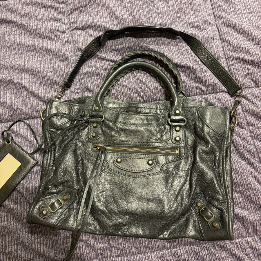 Balenciaga Classic City 黑色機車包|附背帶鏡子|經典停產款 可肩背手拿-1