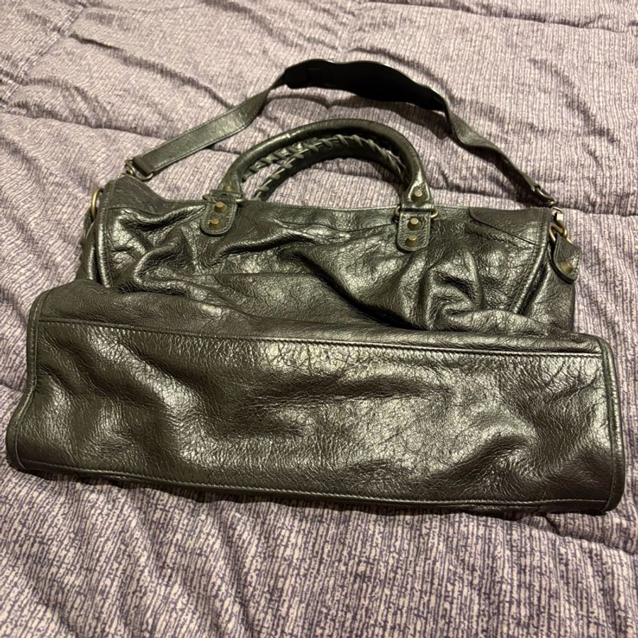 Balenciaga Classic City 黑色機車包|附背帶鏡子|經典停產款 可肩背手拿-16