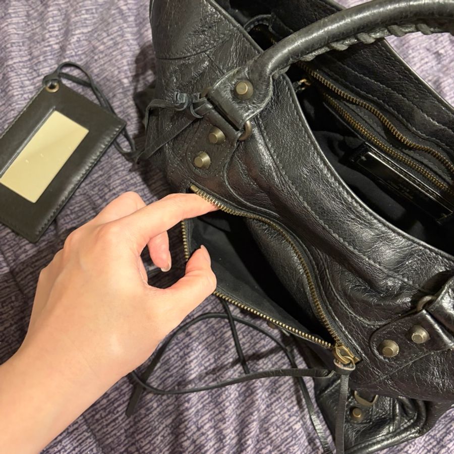 Balenciaga Classic City 黑色機車包|附背帶鏡子|經典停產款 可肩背手拿-25