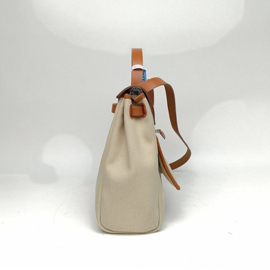 HERMES Herbag31冰川白拼黃褐色帆布/牛皮B刻銀扣肩背包-1