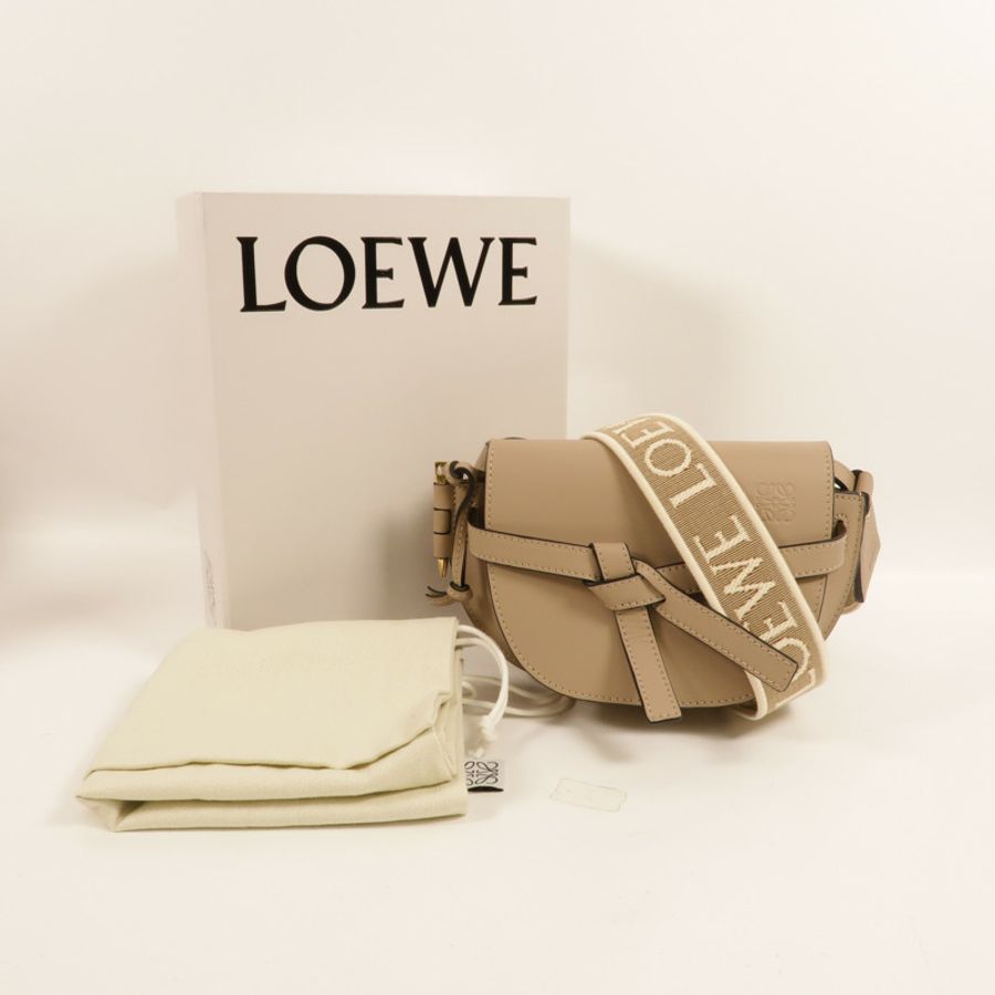 LOEWE 牛皮皮革Mini Gate肩背袋-10
