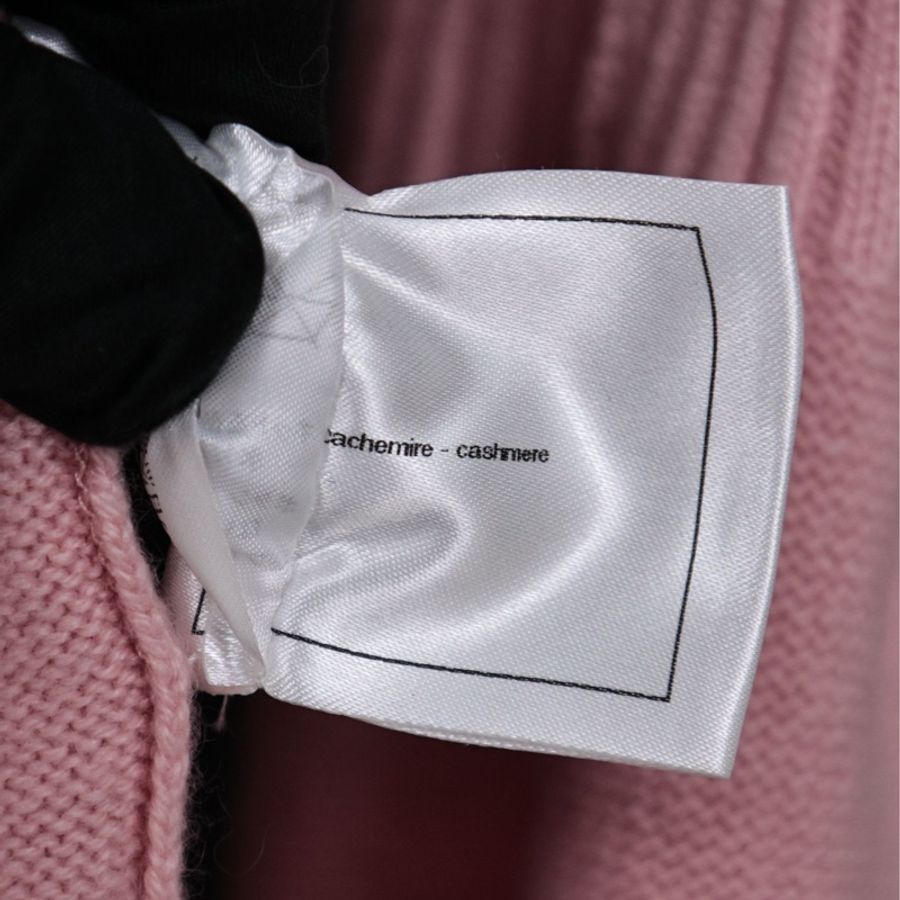Chanel 15年樱花粉山羊绒书包扣针织套头毛衣外套-17