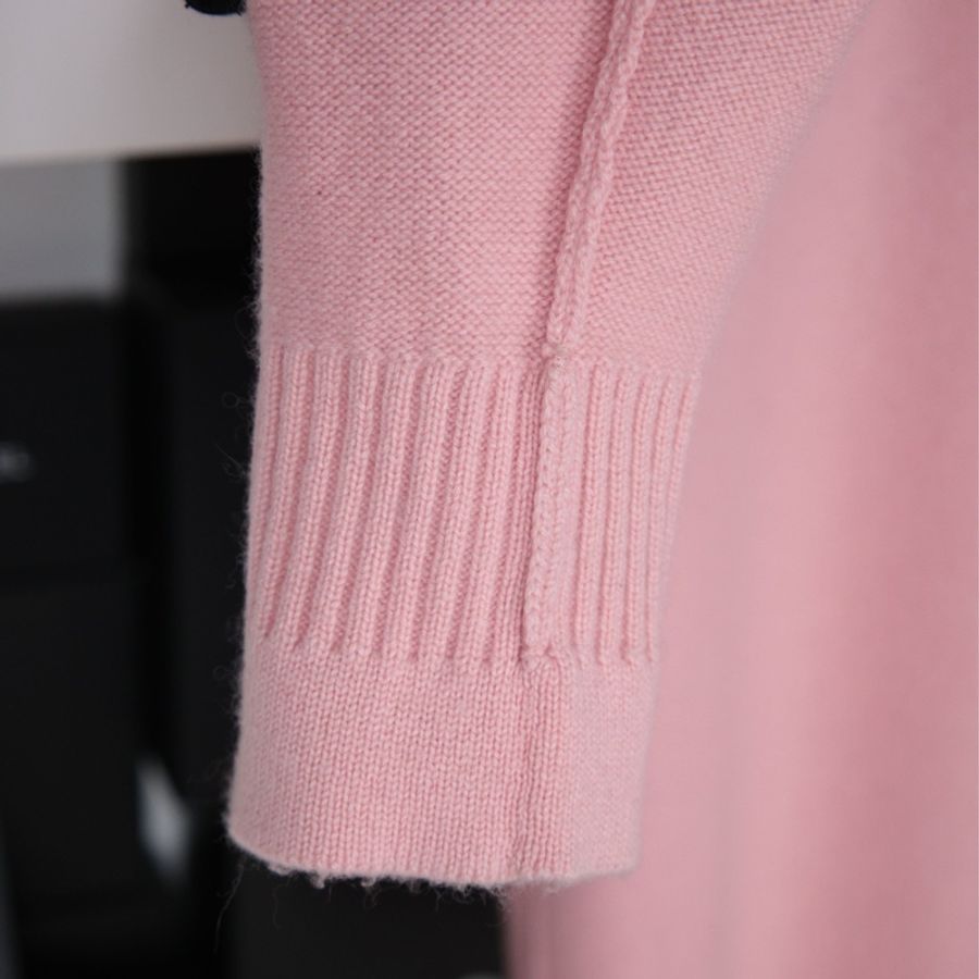 Chanel 15年樱花粉山羊绒书包扣针织套头毛衣外套-32