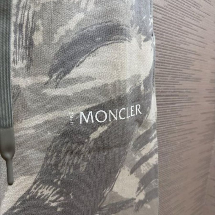 💎Han's house精品服飾💎moncler 聯名 迷彩 長褲-2