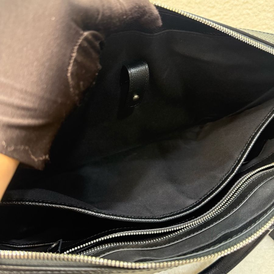 Burberry 黑色牛皮手提公事包-19