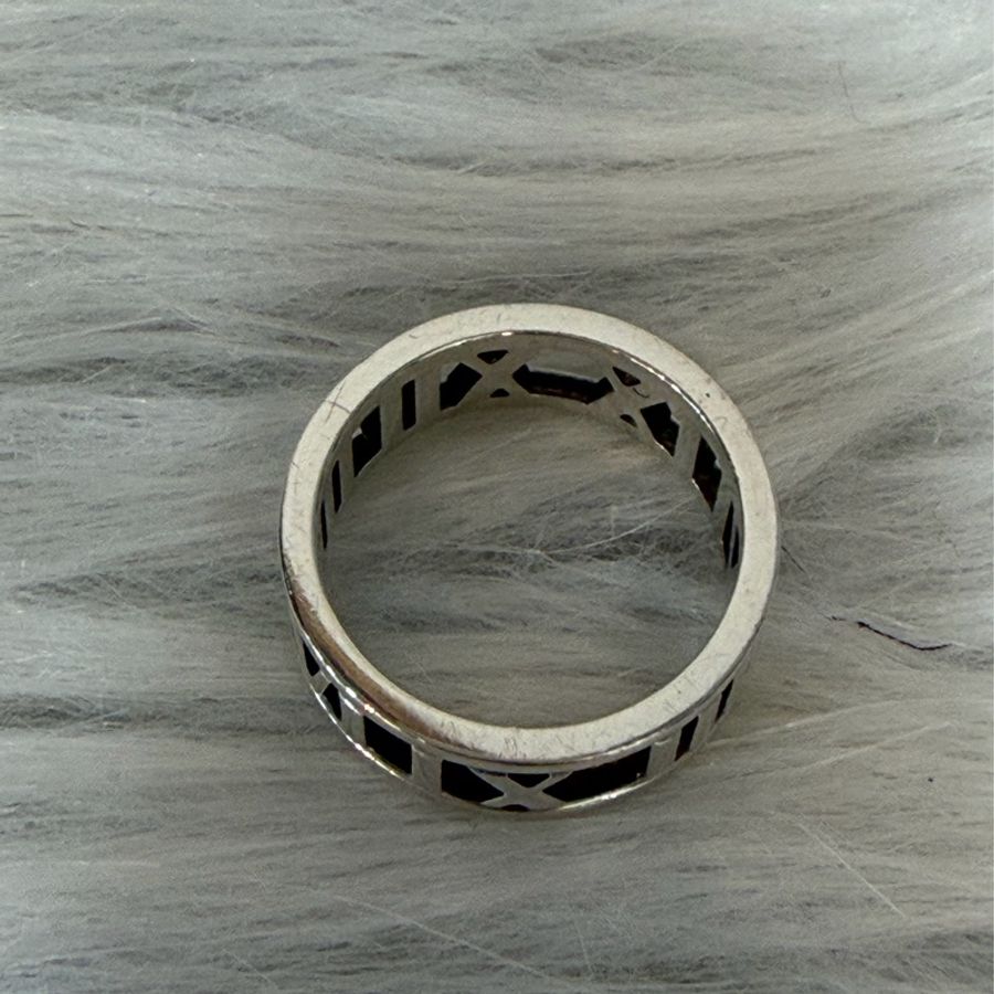 TIFFANY & CO.蒂芬妮 925 鏤空 羅馬數字 18 純銀 戒子 戒 戒指-5