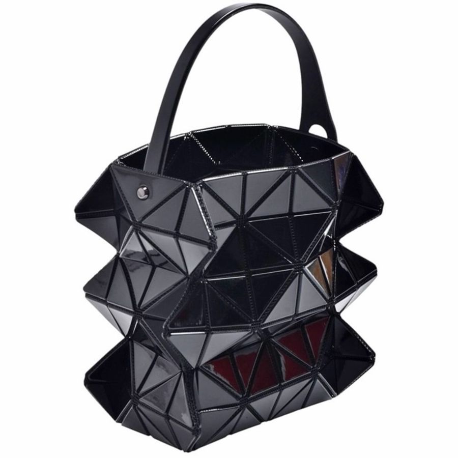 BAO BAO ISSEY MIYAKE Lucent XS 亮面黑色手提包-1