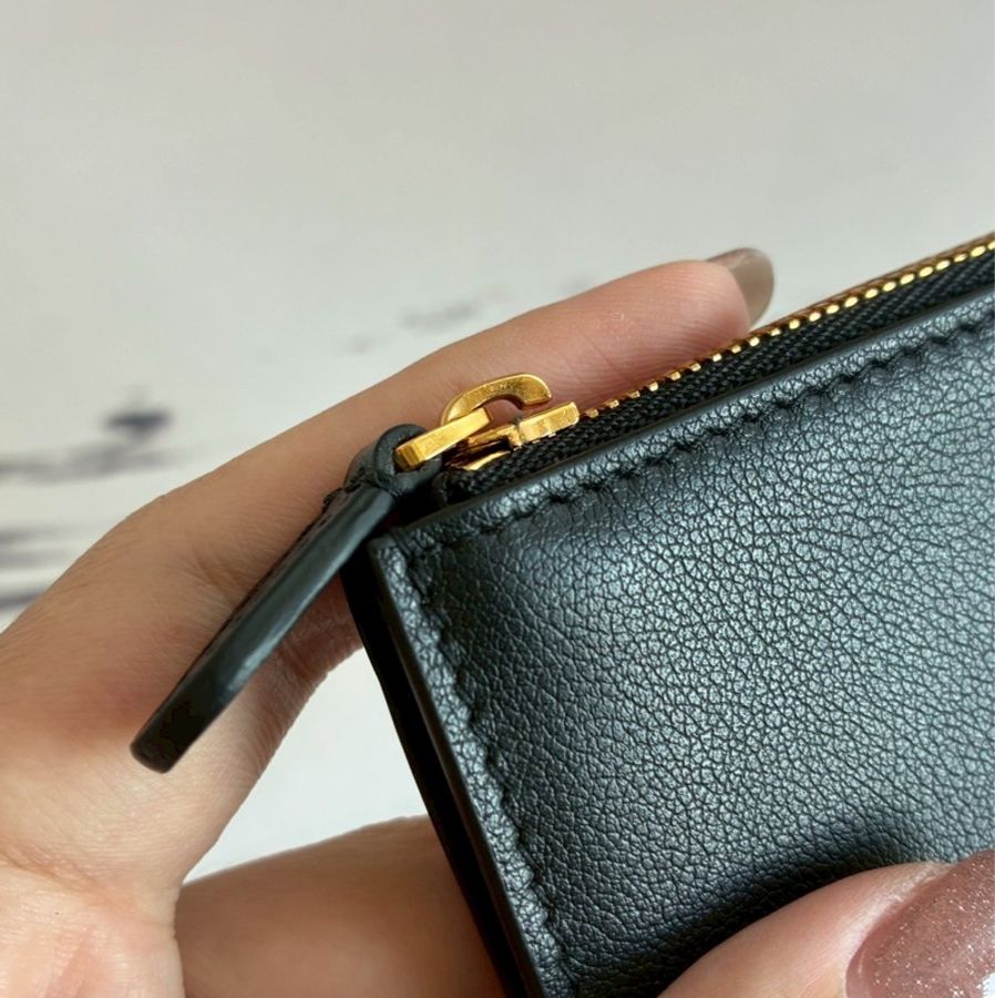 Balenciaga 黑色一字卡片零錢包👛-10
