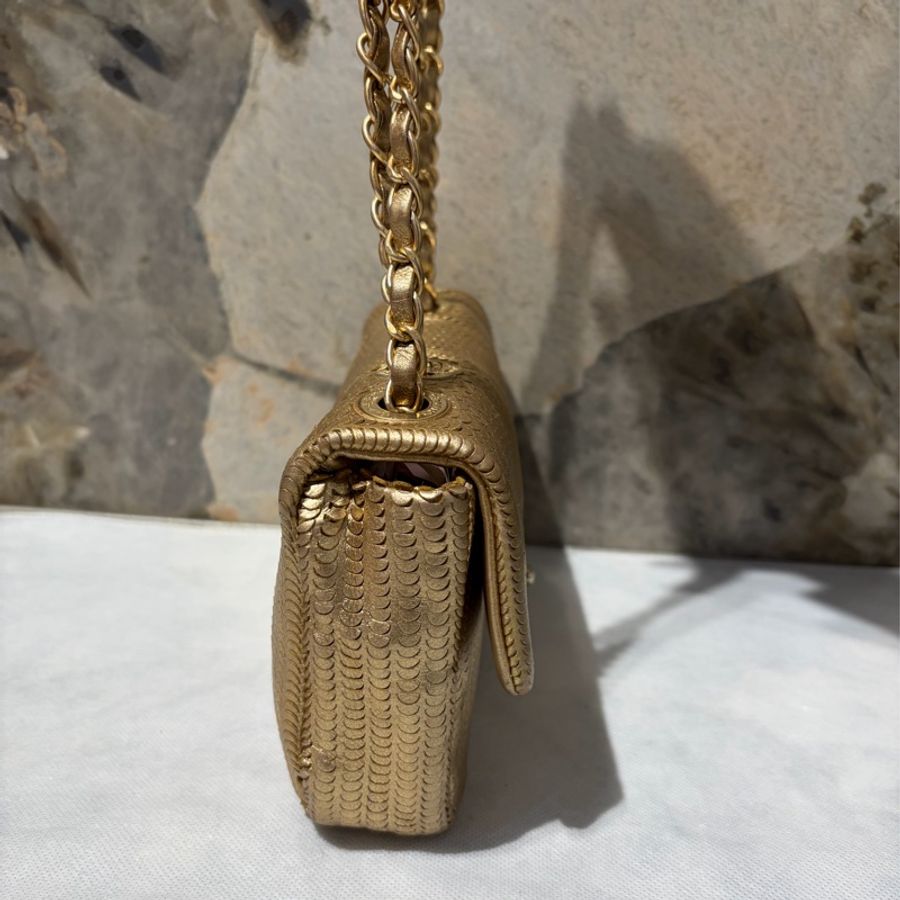 Chanel 羊皮圓弧皮面造型COCO包-2