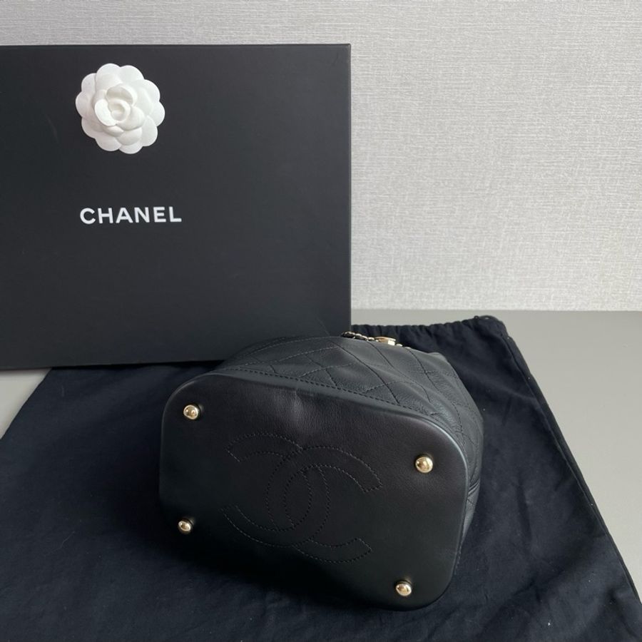 💎Chanel香奈兒|黑金紐約系新款皮穿鏈|牛皮抽繩 mini小水桶|98新28開無卡-6