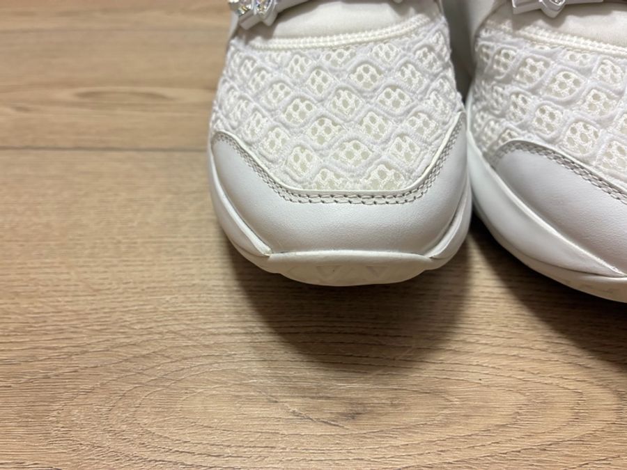 Roger Vivier 鑽扣白色運動鞋-2