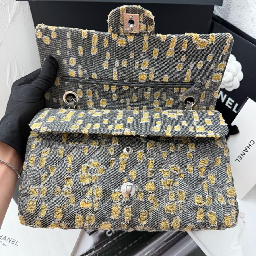 Chanel香奈兒 粗花毛呢黃灰色牛仔單寧 乞丐包 CF中號-6