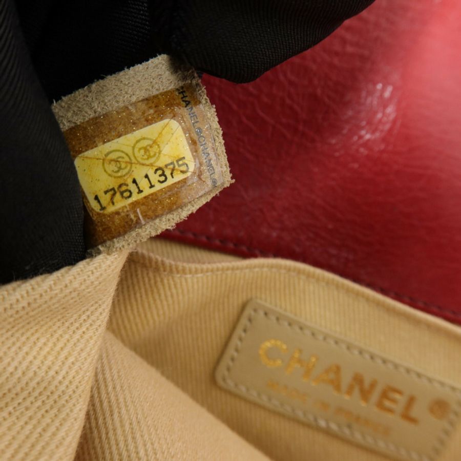 CHANEL 牛皮皮革Boy 25鏈帶肩背袋-6