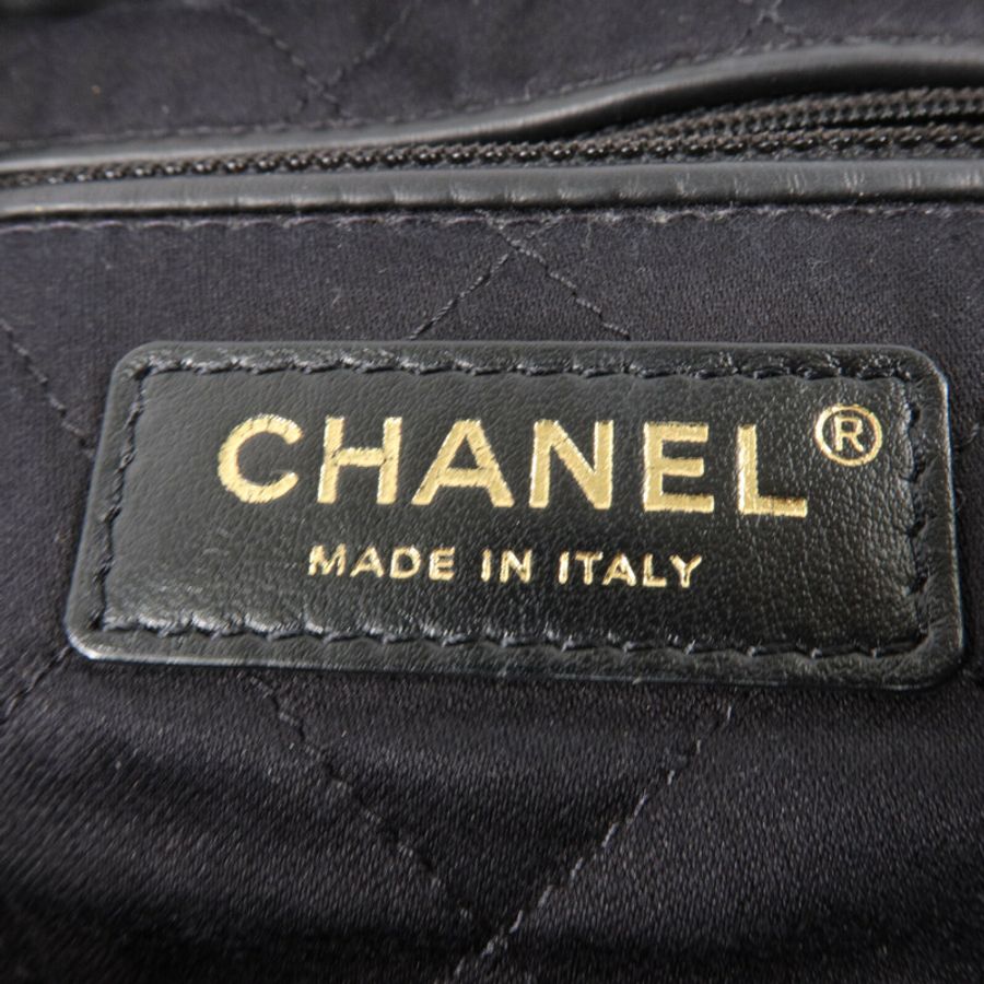 CHANEL 牛皮皮革Chanel 22 Medium鏈帶肩背袋-5