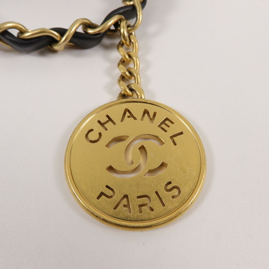 CHANEL 牛皮皮革Chanel 22 Medium鏈帶肩背袋-9
