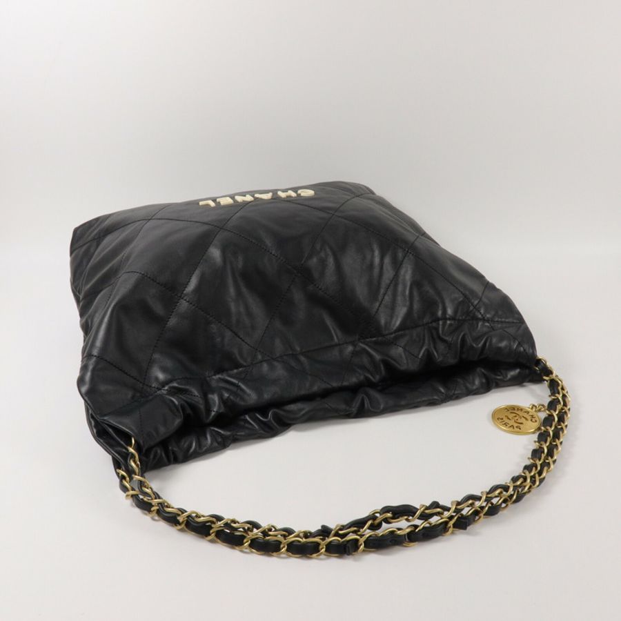CHANEL 牛皮皮革Chanel 22 Medium鏈帶肩背袋-10