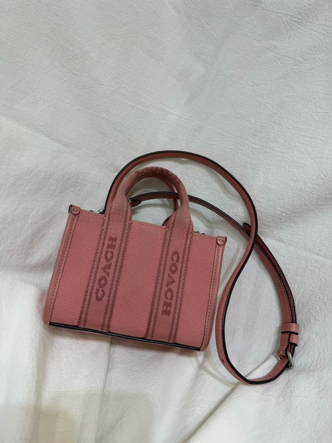 COACH粉色mini托特包(全網最低價）-0
