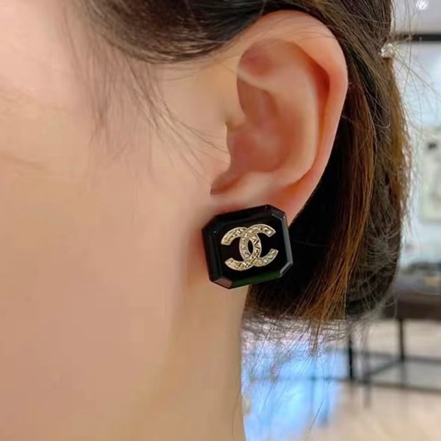 莉亞精品♡Chanel雙C黑方糖耳環 二手-1