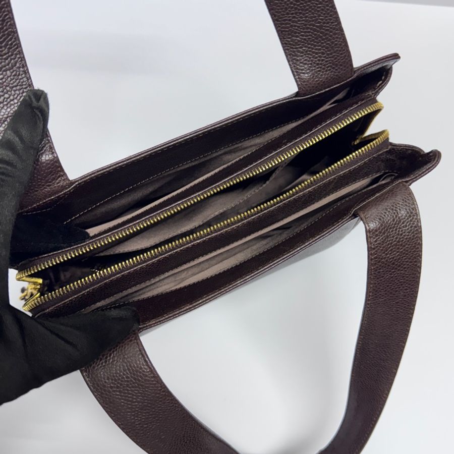 (極新🎁) CHANEL 荔枝牛皮 字母款 肩背包 (專櫃25.7萬)-14