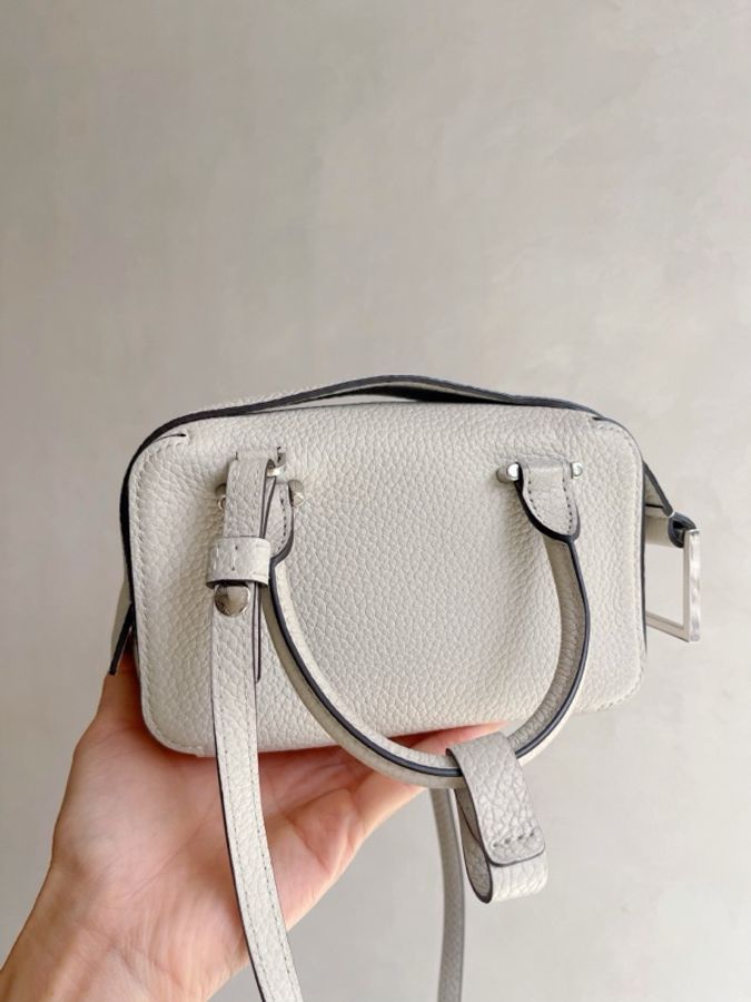 Delvaux 德爾沃cool box mini，可斜挎可手提，尺寸16.5*10-1