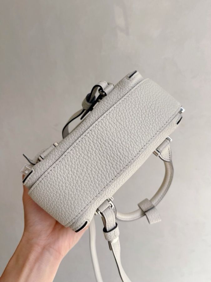 Delvaux 德爾沃cool box mini，可斜挎可手提，尺寸16.5*10-2