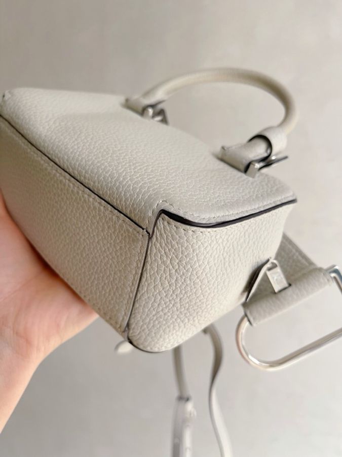 Delvaux 德爾沃cool box mini，可斜挎可手提，尺寸16.5*10-5