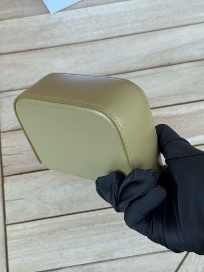 99新Celine/賽琳凱旋門綠色金扣腰包 配件:盒子 塵袋 肩帶-7