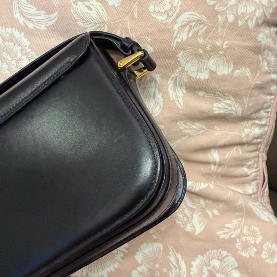 A.P.C. Grace 小號 單肩包 法國簡約時尚品牌 黑色光滑牛皮 皮革 經典款 空姐包 手袋 側斜包 孭背包 手提包 單肩包 包包 沙漏包 A.P.C. Grace bag black box leather-10