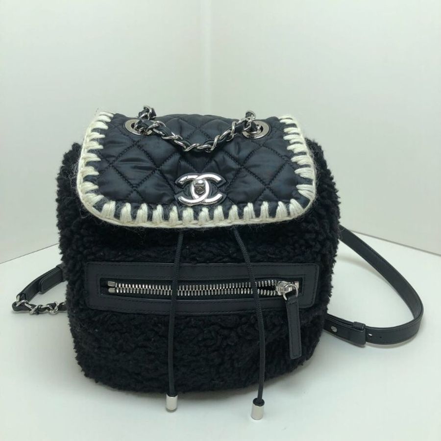 chanel毛呢後背包23*19*13  98新配件塵袋保卡-1