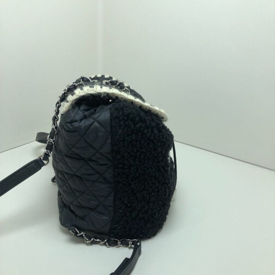 chanel毛呢後背包23*19*13  98新配件塵袋保卡-3