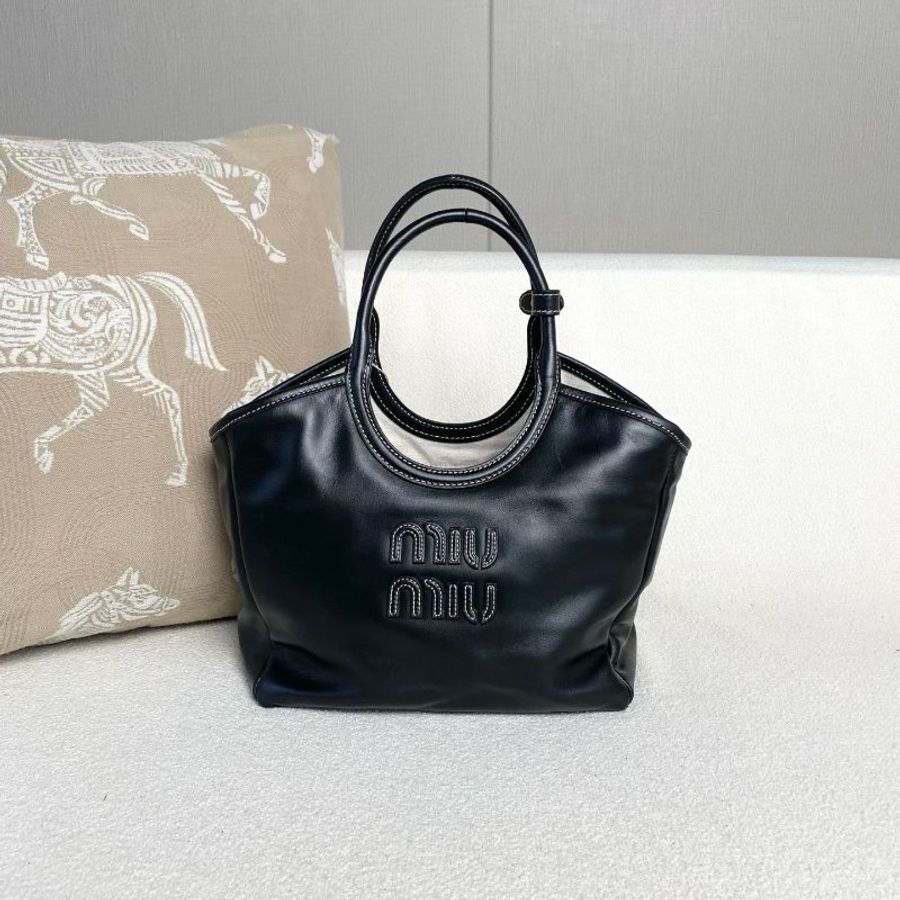 MiuMiu ivy菜籃子托特包 黑色外縫線 牛皮 23*18*12  99新配件塵袋 肩帶-2